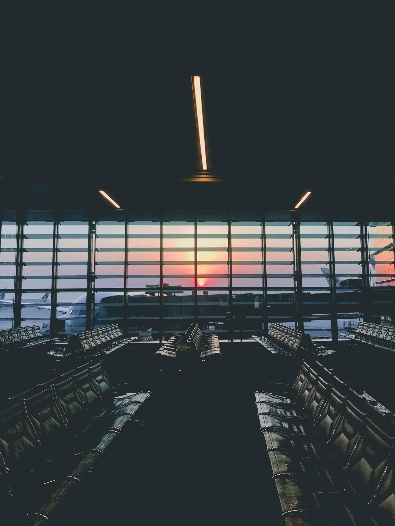 David Gan — Developers · Italy: The night bus: entertainment downloaded, messages queued, rest easy.