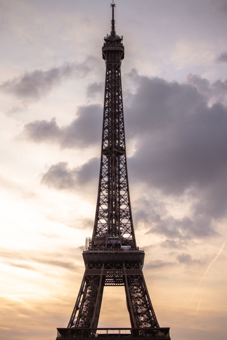 eiffel tower at sunset — Developers · Libya: Trailheads and lookouts: offline maps downloaded, just in case.