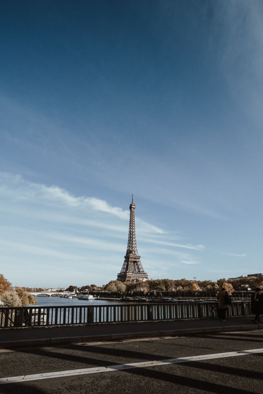 eiffel tower in paris — Developers · Saudi Arabia: Platform to platform: tickets, timetables and taxis in one hand.