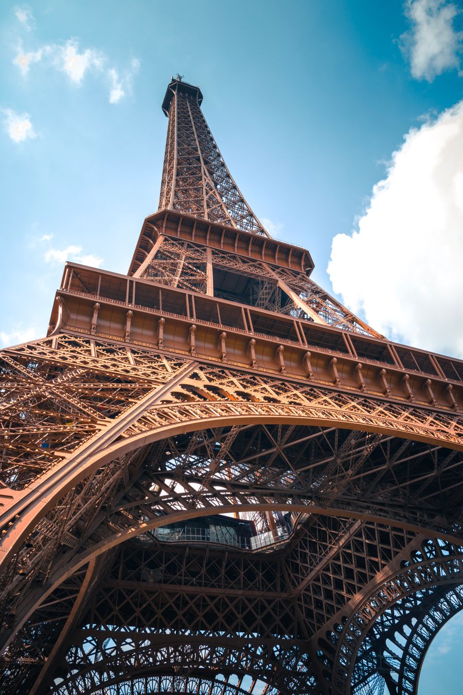eiffel tower architectural marvel in paris — Developers · Mexico: The commute, handled: podcasts downloaded, messages sent, no dead zones.