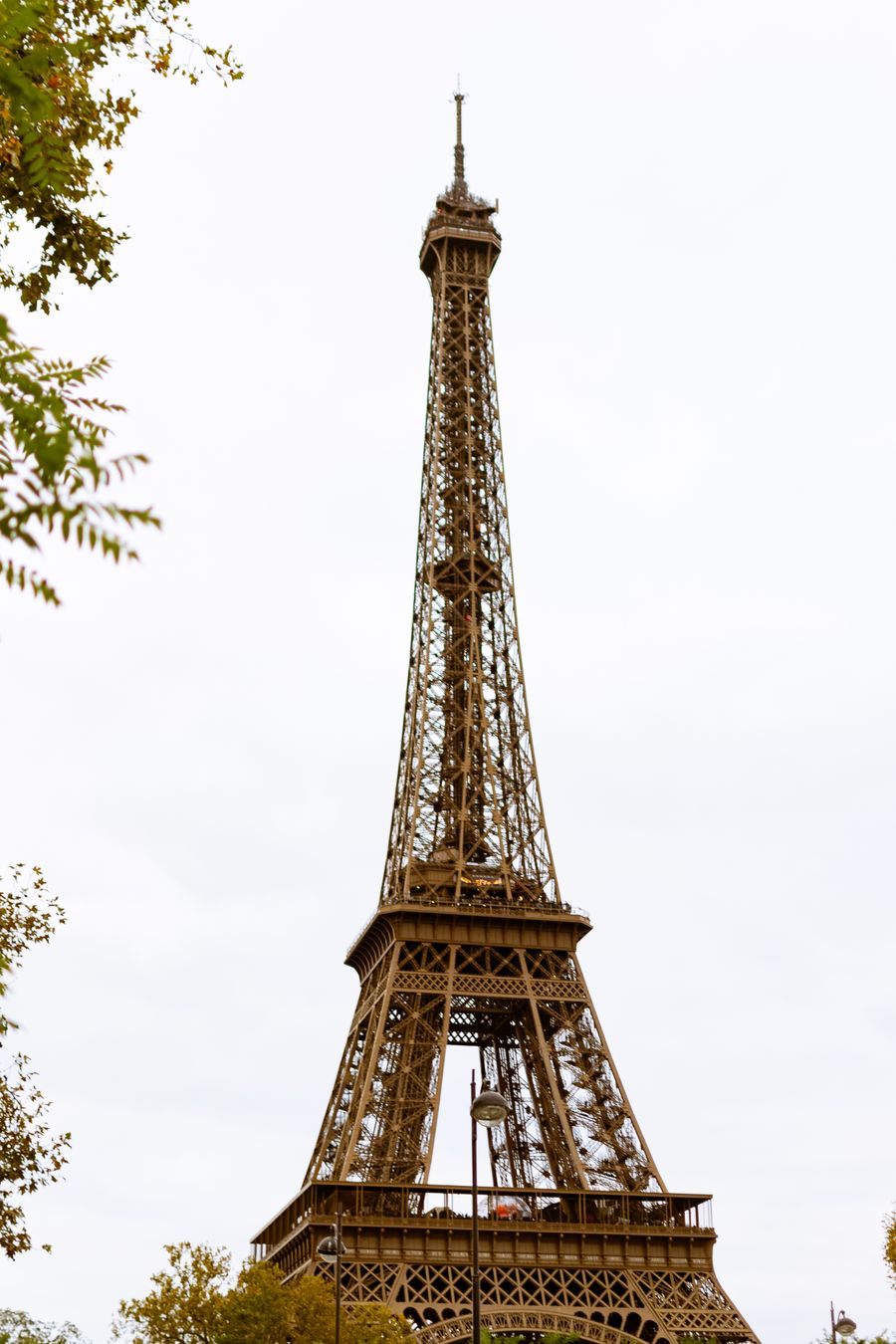 majestic view of the iconic eiffel tower in paris — Developers · Central African Republic: Street level: navigation, rideshares and reviews, all instant.